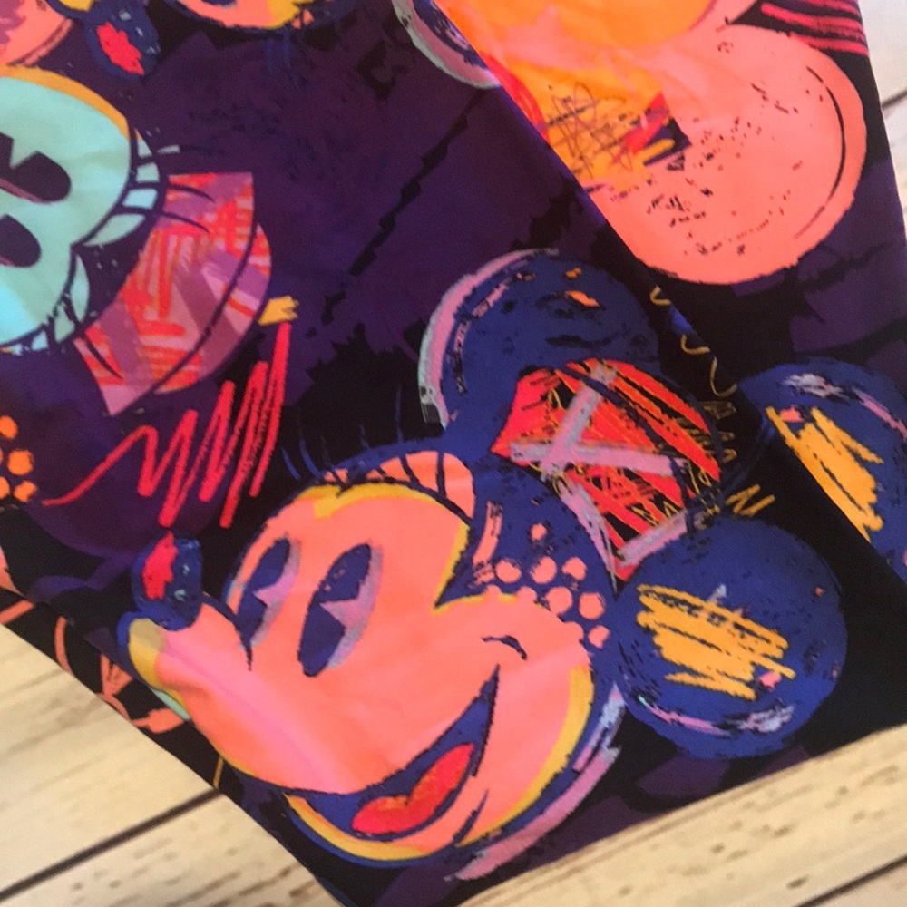 *FLASH SALE* NWOT!  Lularoe x Disney OS leggings - Picture 2 of 4